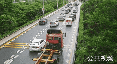 雨天駕車安全注意事項(xiàng)_出行提示_運(yùn)城暴雨交通安全提示