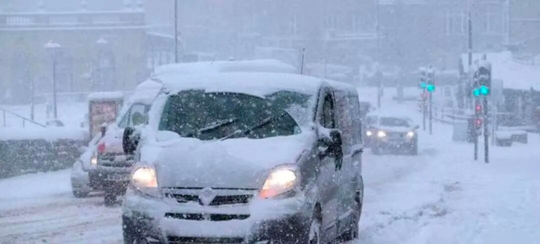 雪天駕駛安全技巧_出行提示_駕車出行前的車輛準備