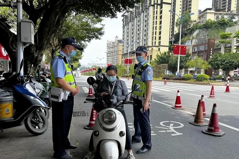 限行_摩托車限行政策放寬_電動摩托車新國標(biāo)實(shí)施